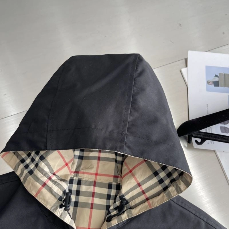 Burberry Outwear GoodFit 102683