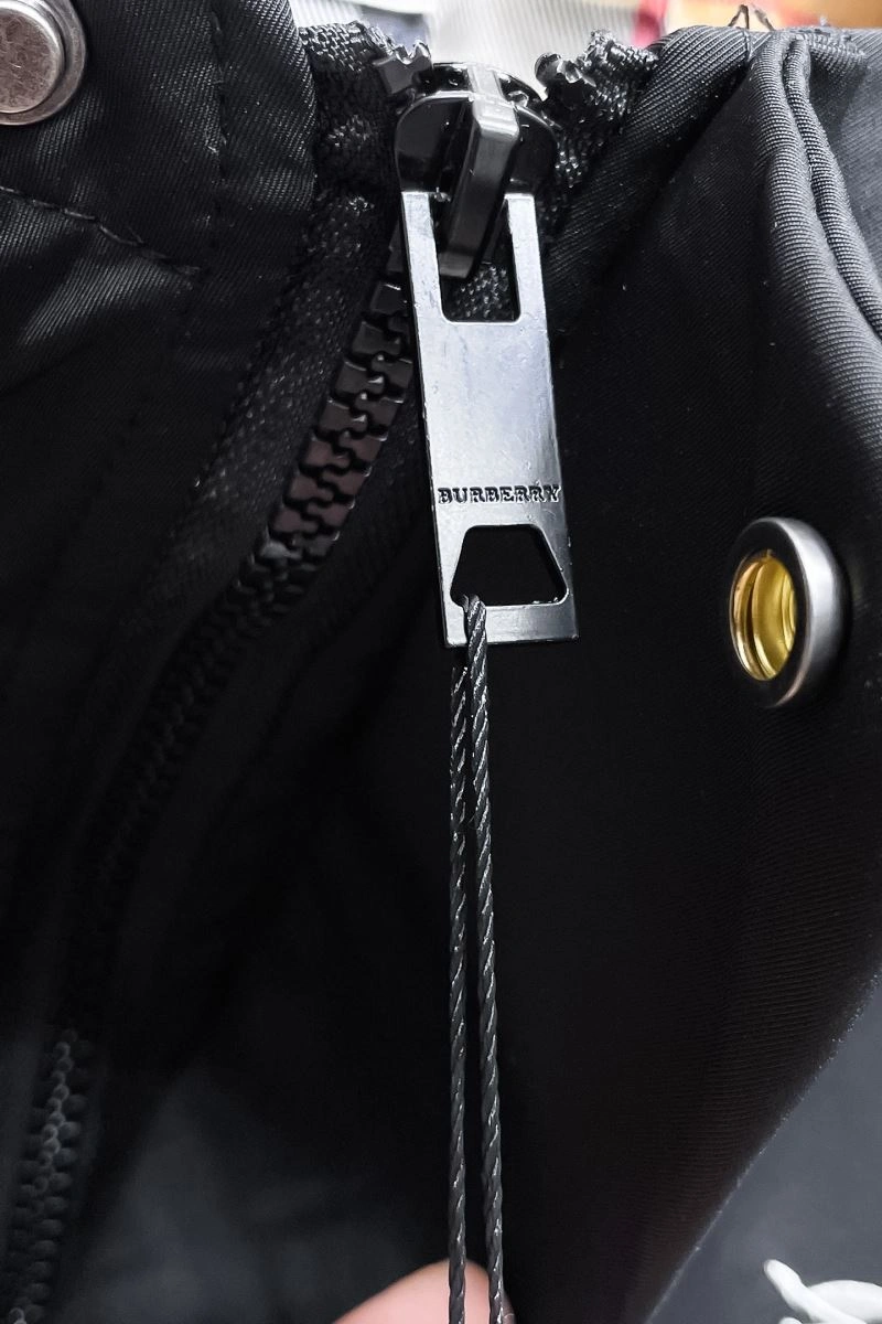Youthful Burberry Outwear 102692