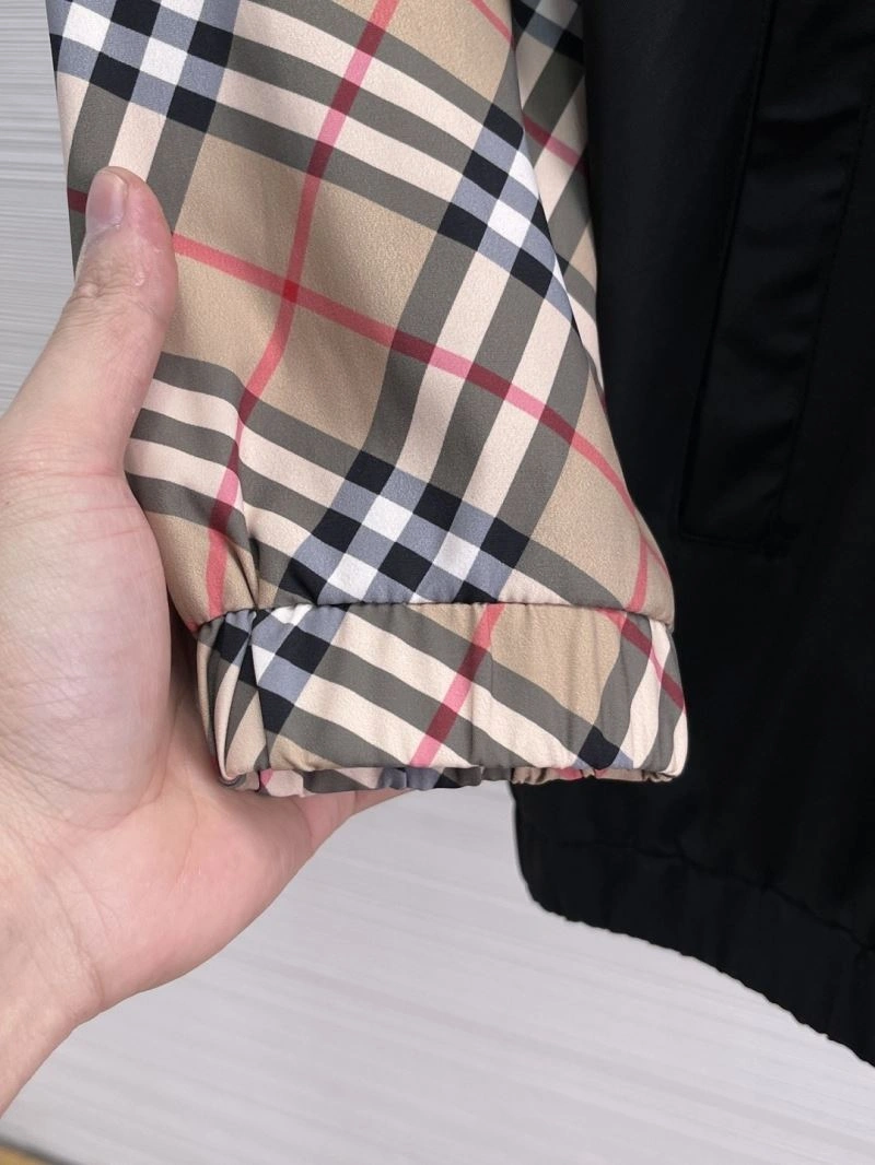 MoistureWicking Burberry Outwear 102686