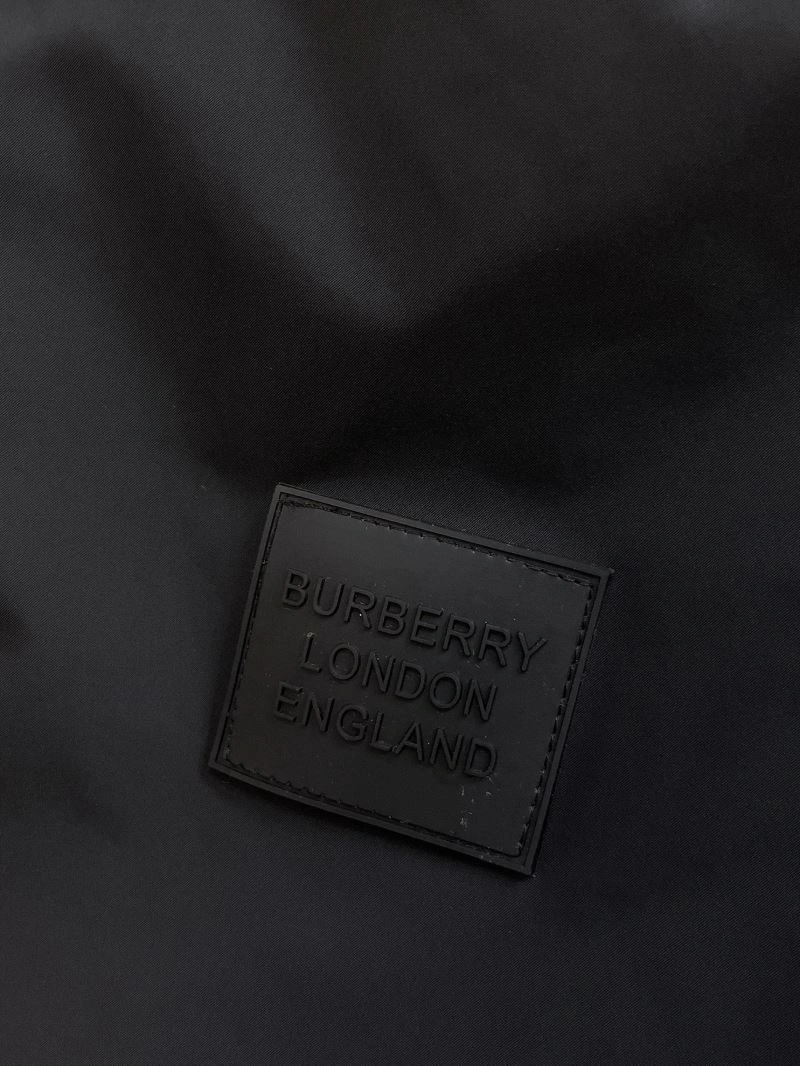 Bold Burberry Outwear 102752