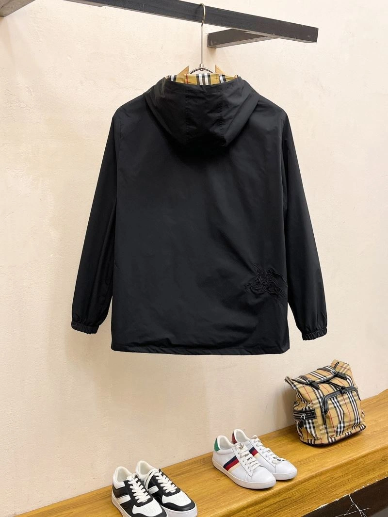 Bold Burberry Outwear 102752