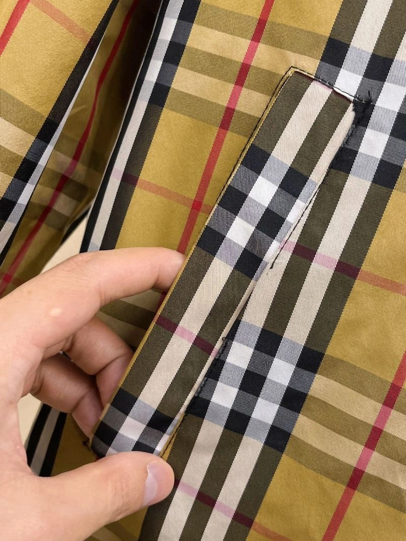 Bold Burberry Outwear 102752