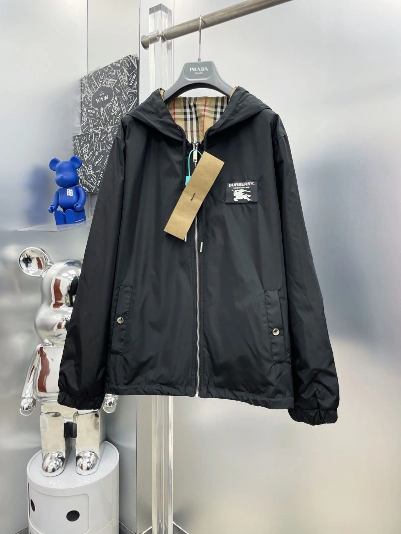 Burberry Outwear QuickDry 102805