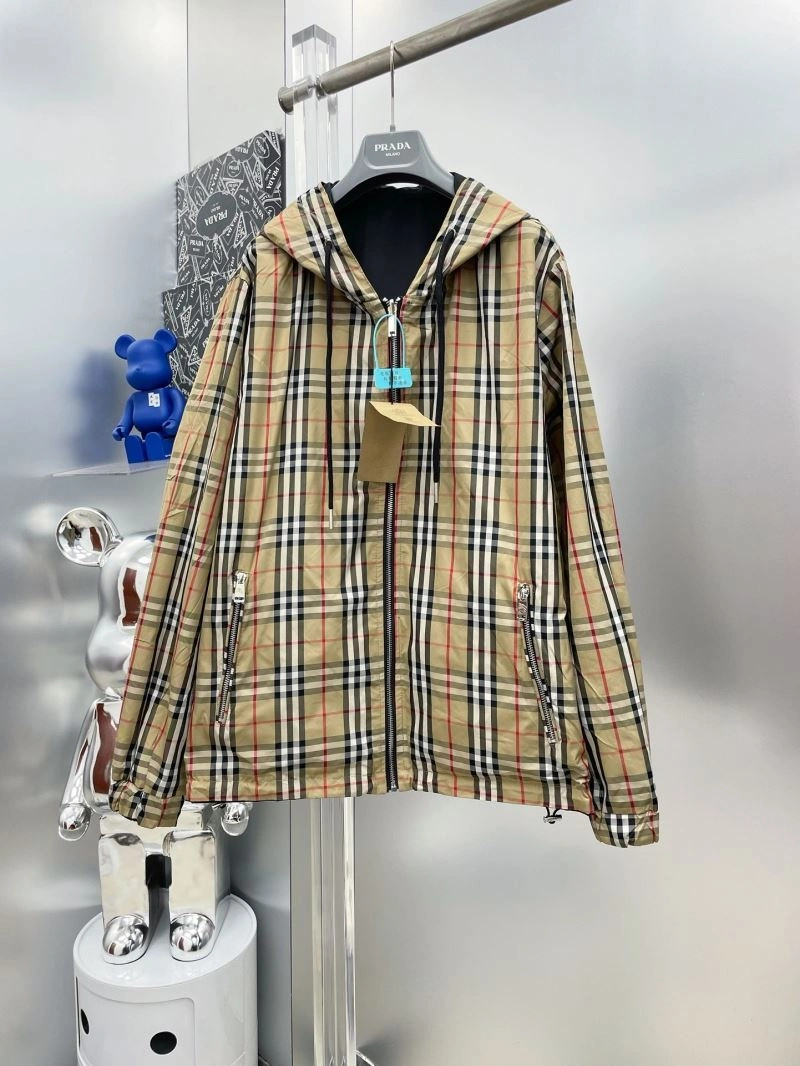 Burberry Outwear QuickDry 102805