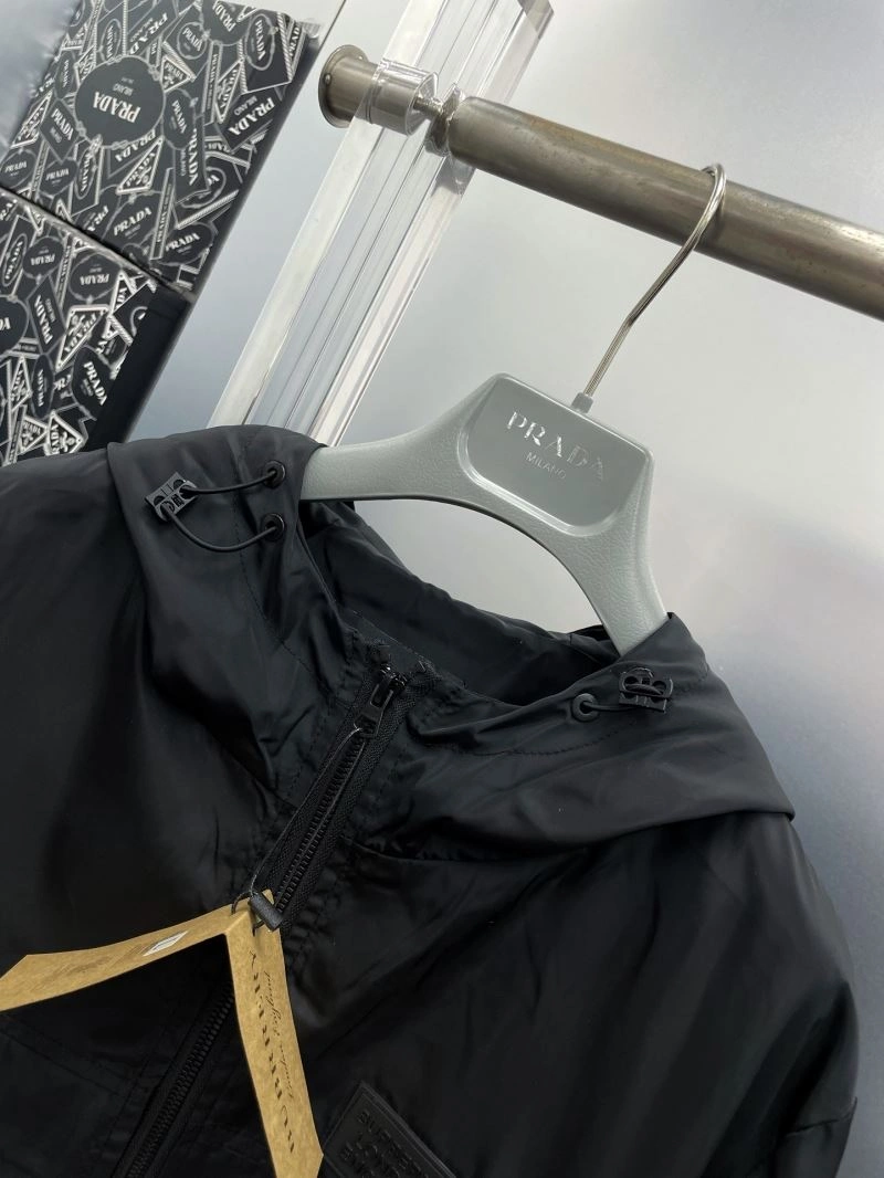 Burberry Outwear Sustainable 102676