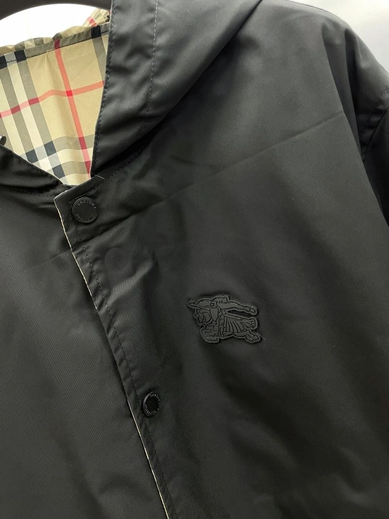 Practical Burberry Outwear 102680