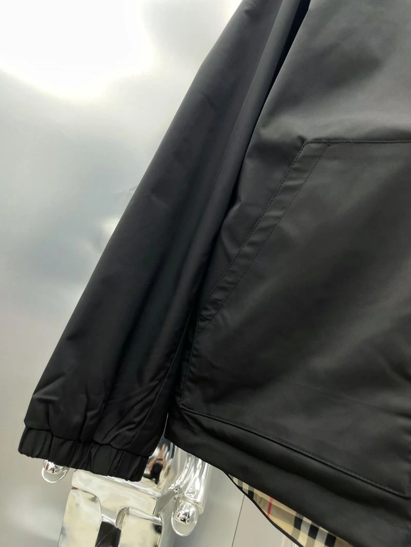 Practical Burberry Outwear 102680