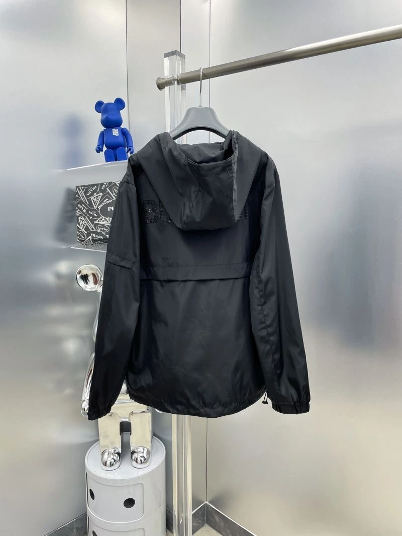 Burberry Outwear ZeroBulk 102670