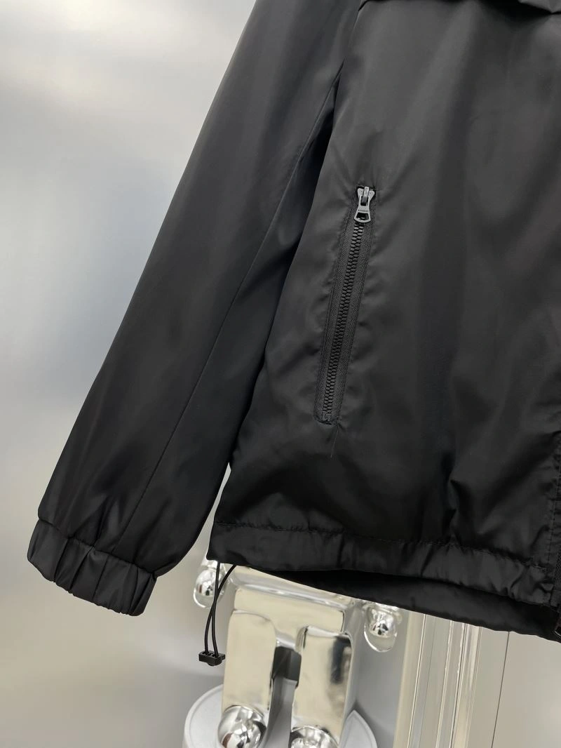 Burberry Outwear ZeroBulk 102670