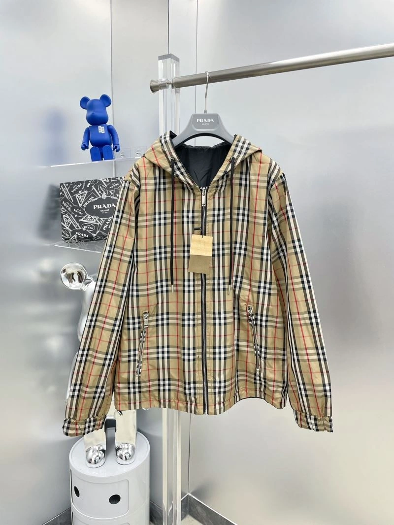 DailyWear Burberry Outwear 102672