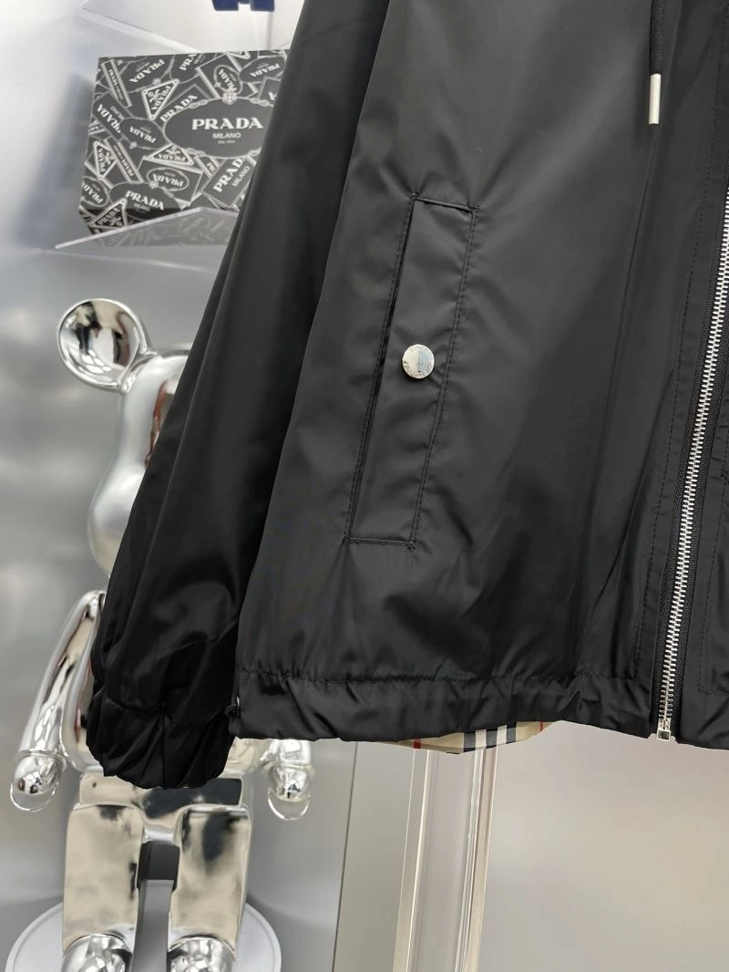 DailyWear Burberry Outwear 102672