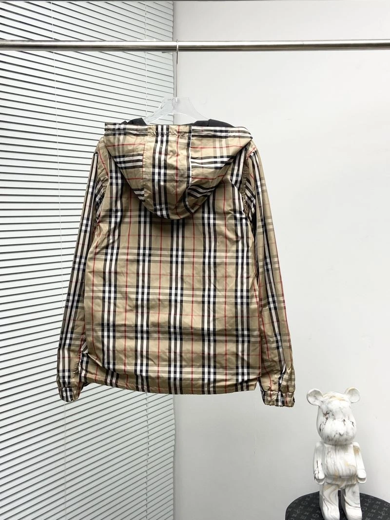 SoftTouch Burberry Outwear 102667