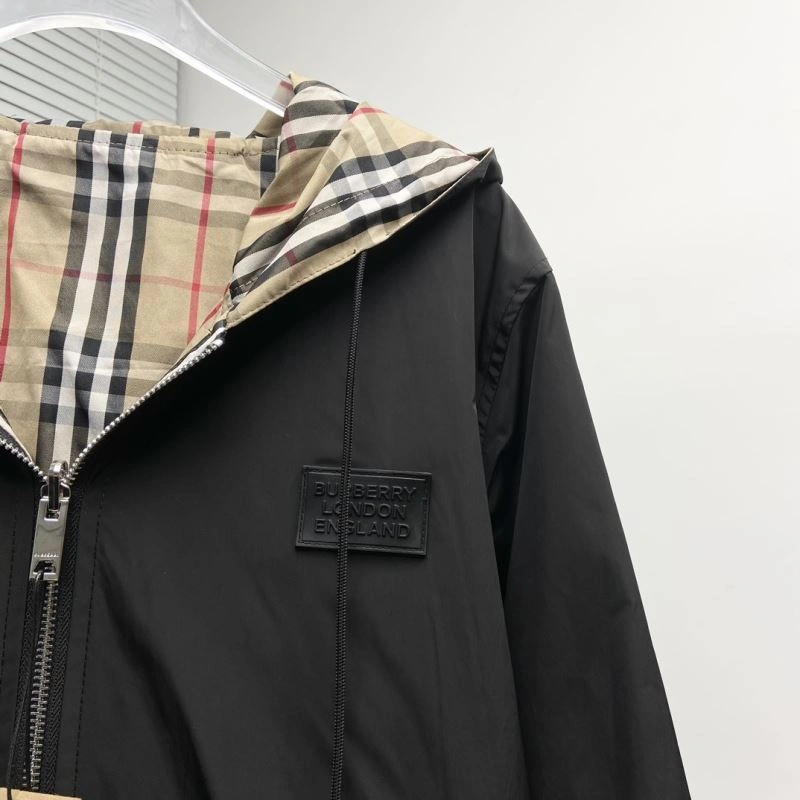 AllSeason Burberry Outwear 102665