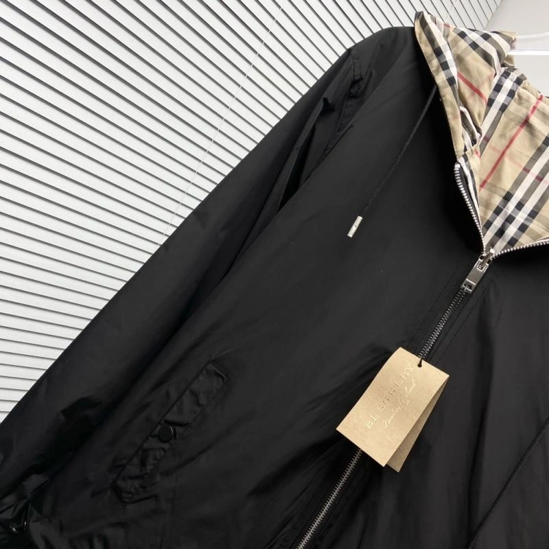 AllSeason Burberry Outwear 102665