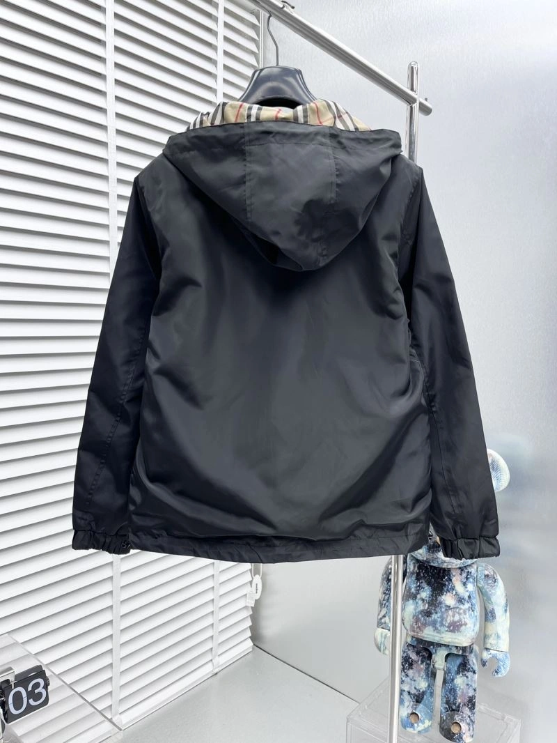 Burberry Outwear Comfortable 102662