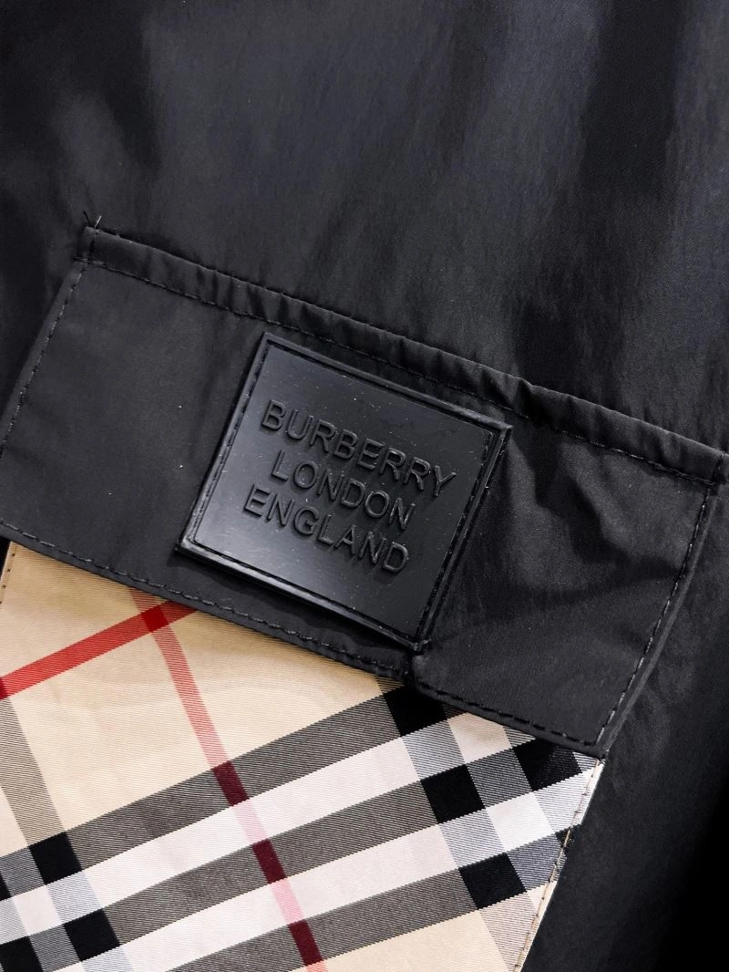 Supportive Burberry Outwear 102280