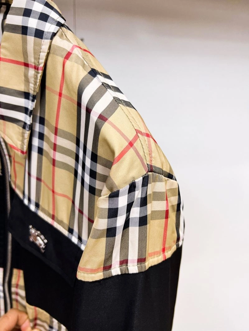 Contemporary Burberry Outwear 102278