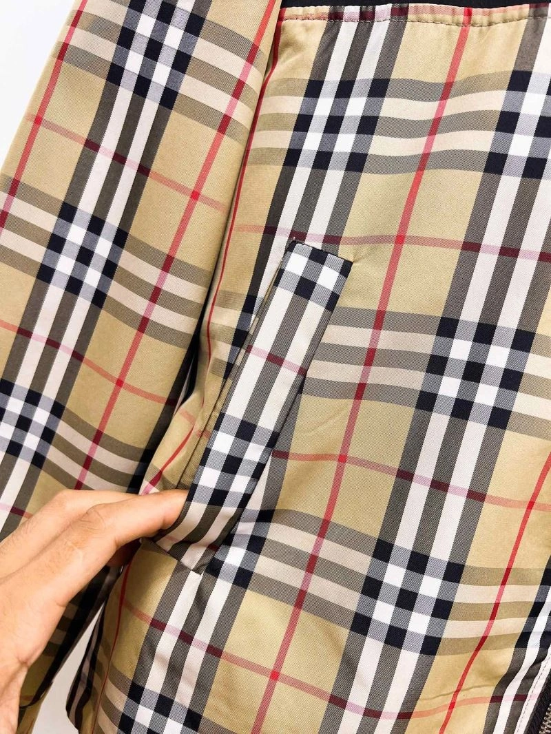 Contemporary Burberry Outwear 102278