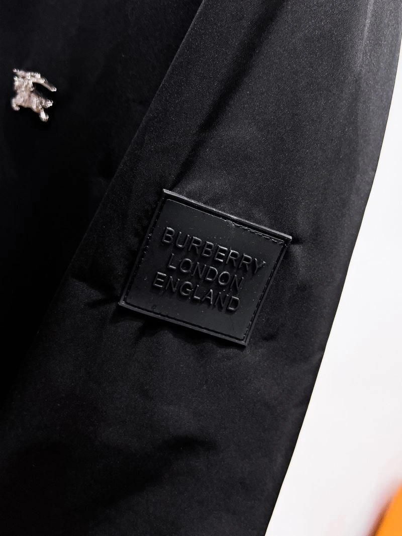 TimelessDesign Burberry Outwear 102279