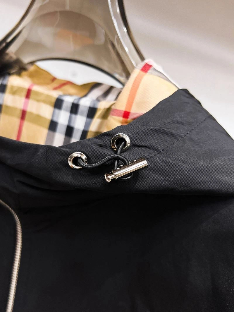 TimelessDesign Burberry Outwear 102279