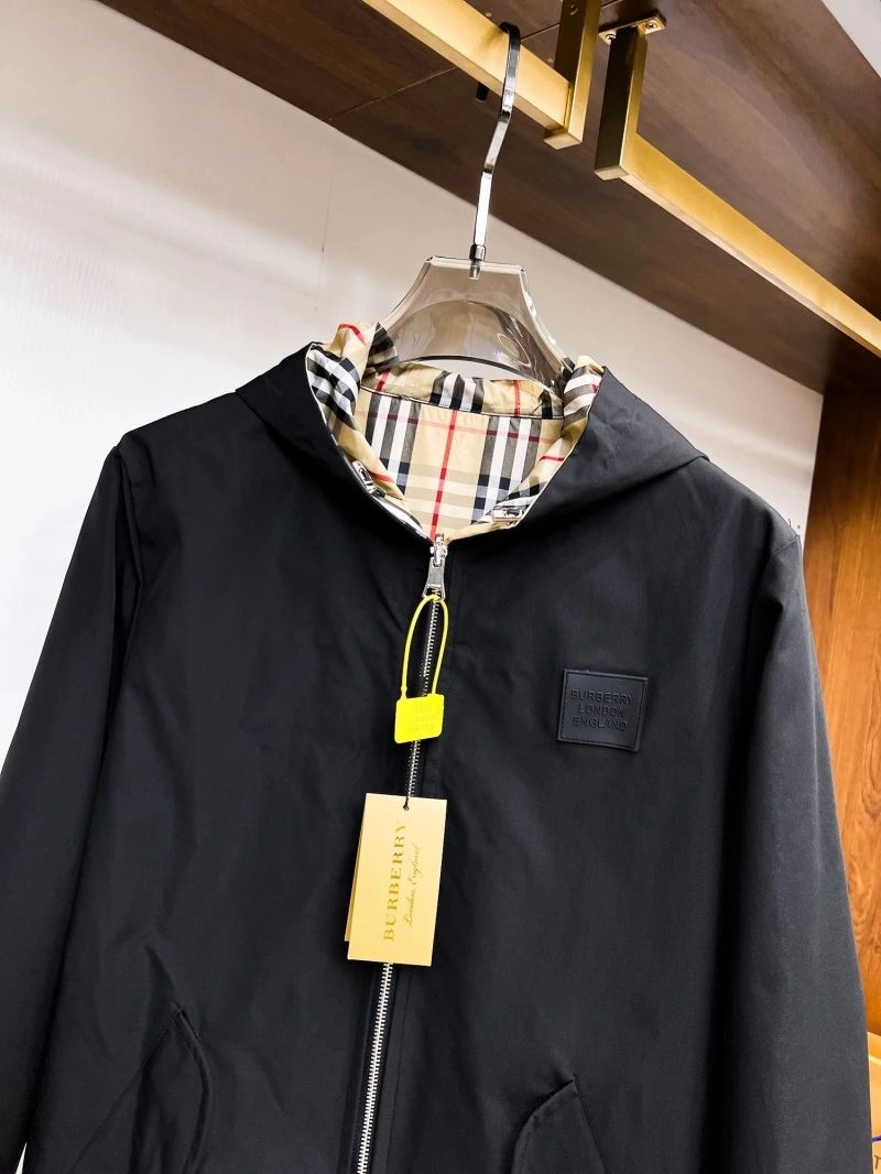 Burberry Outwear Original 102359