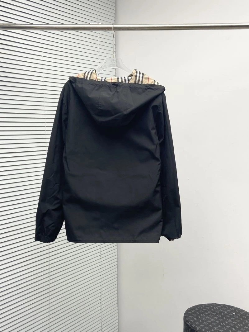 Burberry Outwear Durable 102269