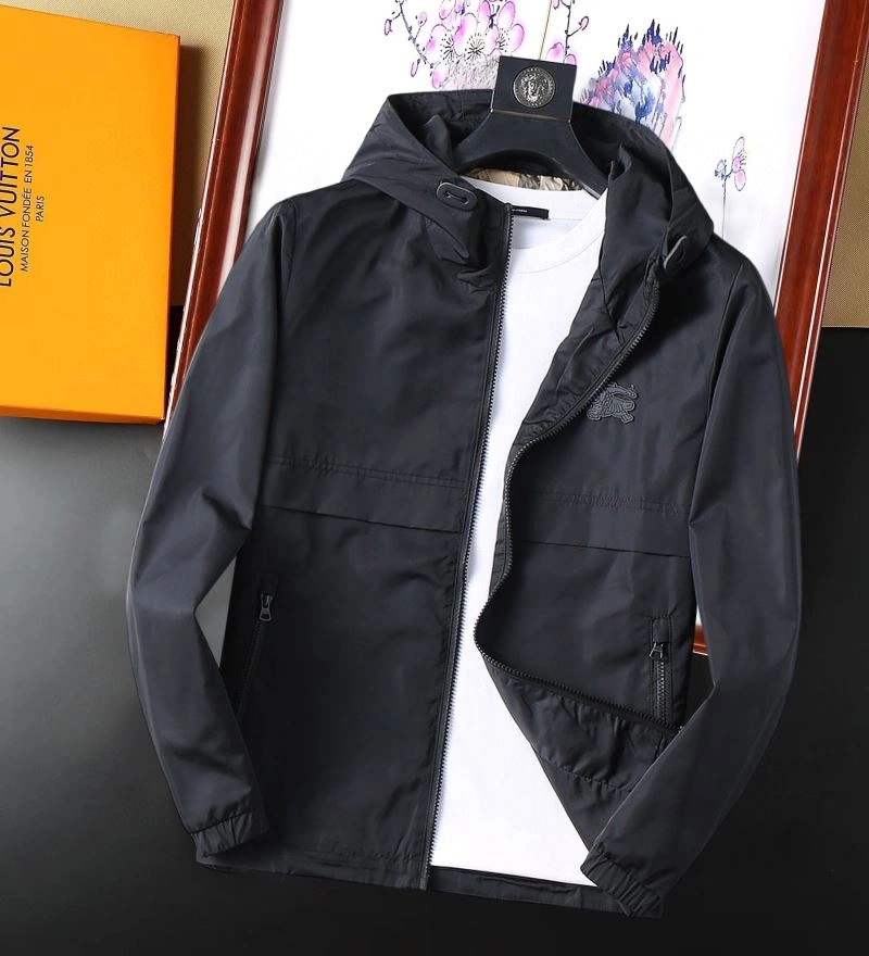 Functional Burberry Outwear 102272