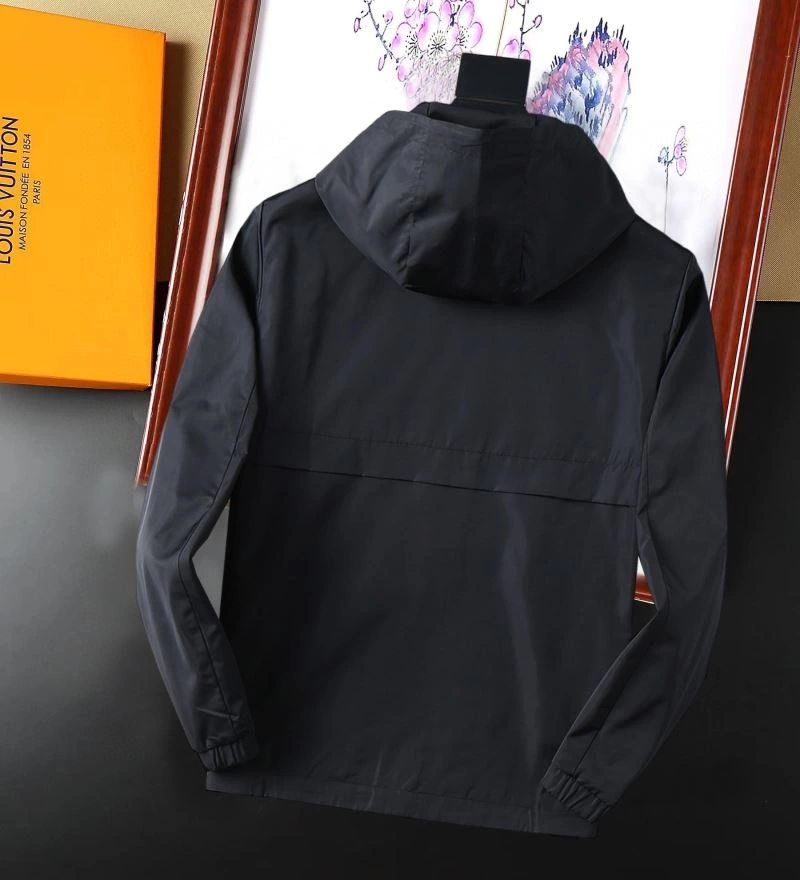 Functional Burberry Outwear 102272