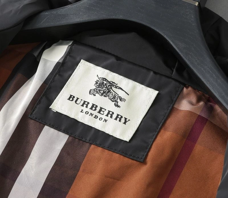Durable Burberry Outwear 102265