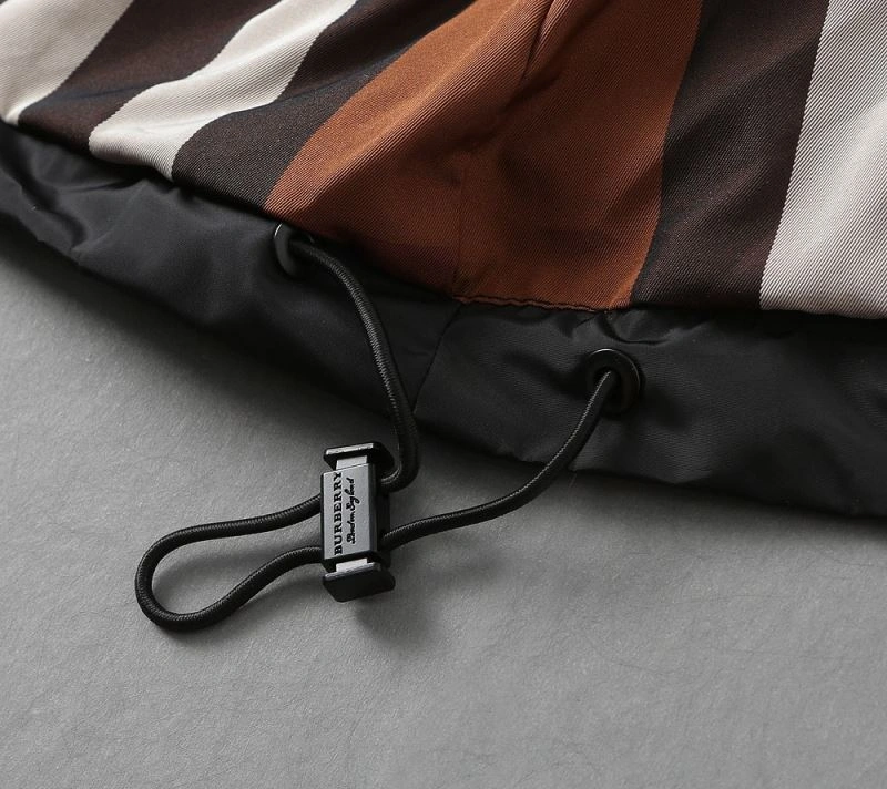 Durable Burberry Outwear 102265