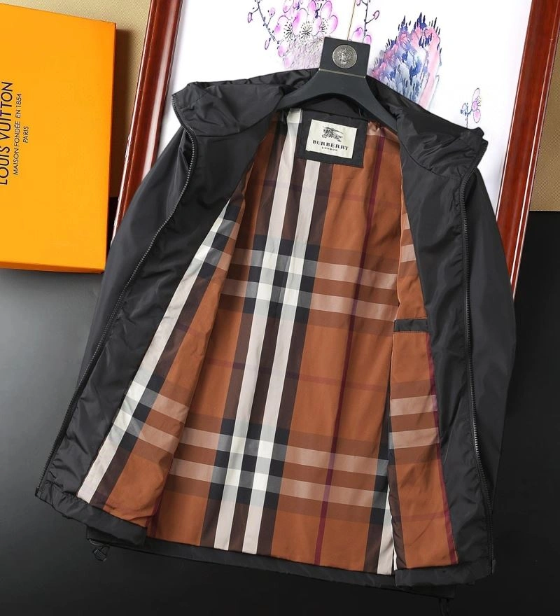 Durable Burberry Outwear 102265