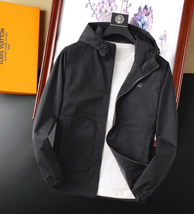 Burberry Outwear TravelReady 102264
