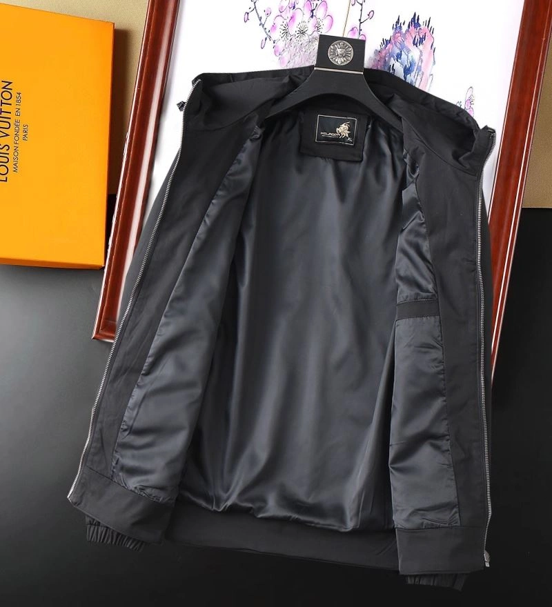 Burberry Outwear TravelReady 102264