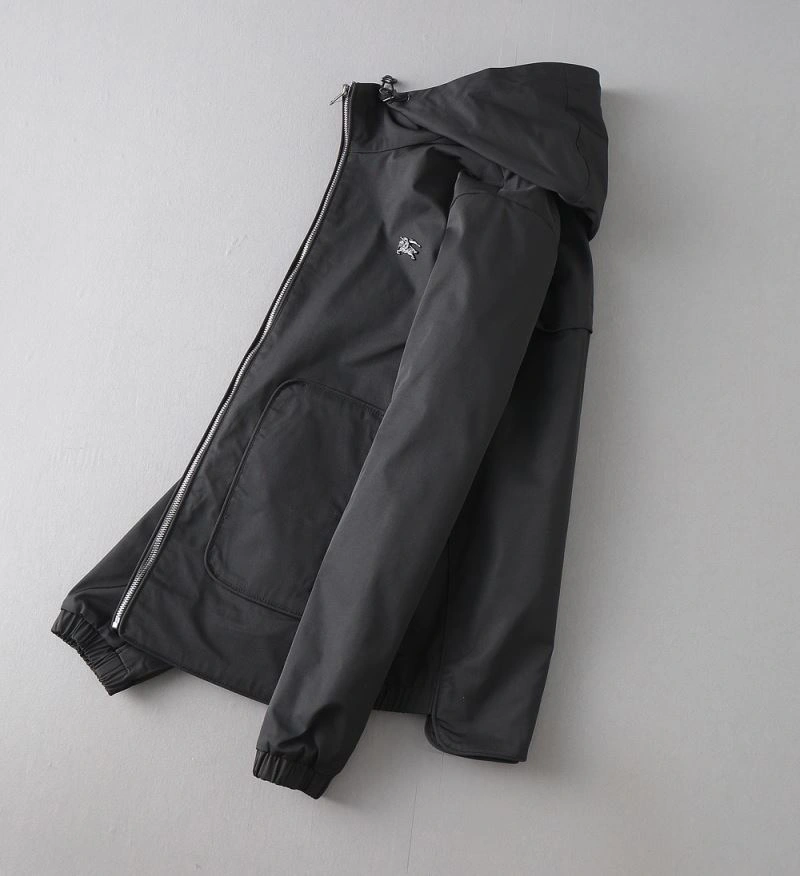 Burberry Outwear TravelReady 102264