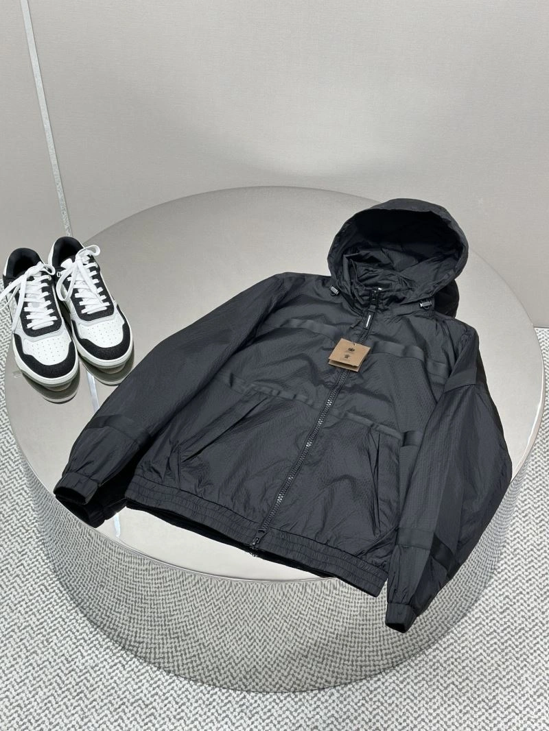 Burberry Outwear QuickDry 102257