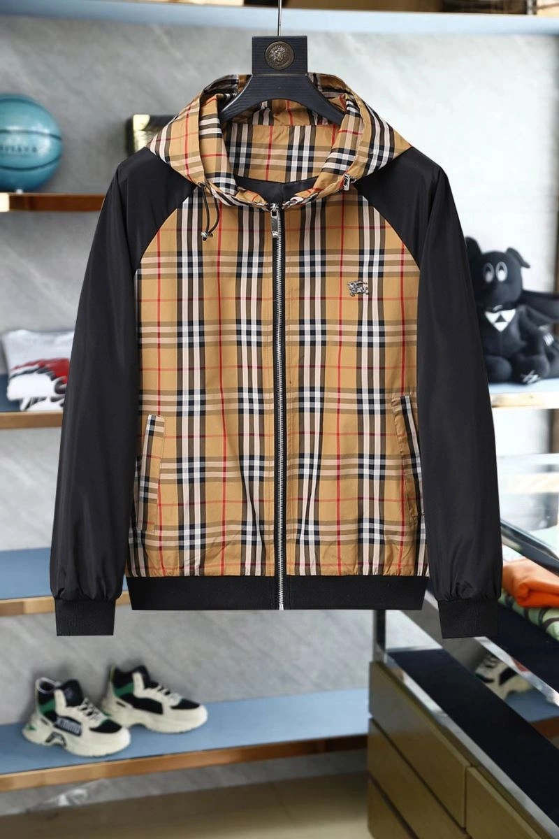 Burberry Outwear MultiPurpose 102247