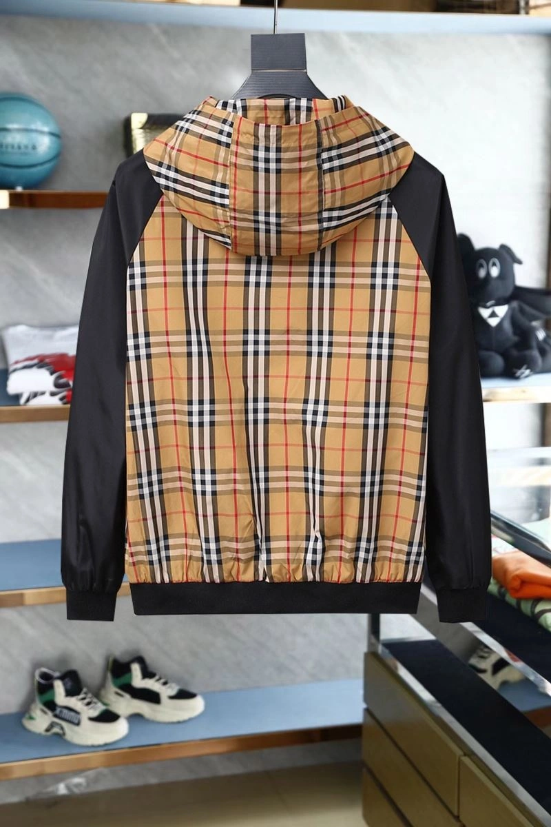 Burberry Outwear MultiPurpose 102247