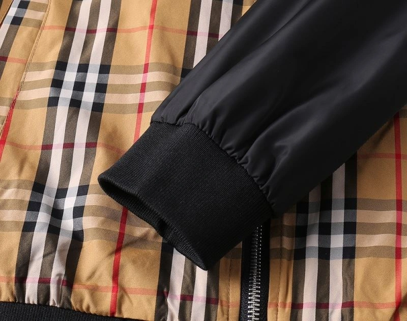 Burberry Outwear MultiPurpose 102247