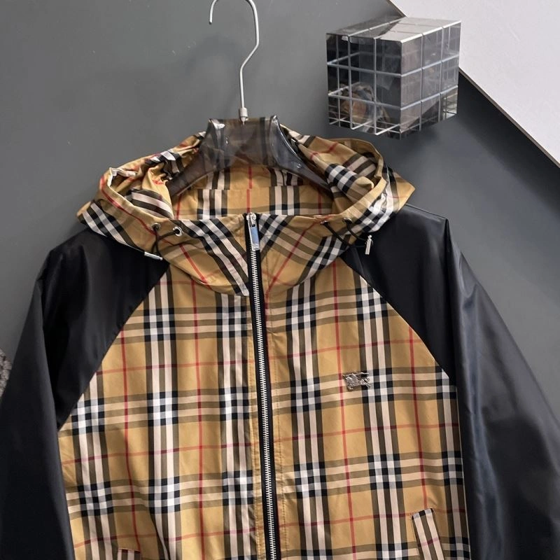 DailyWear Burberry Outwear 102249