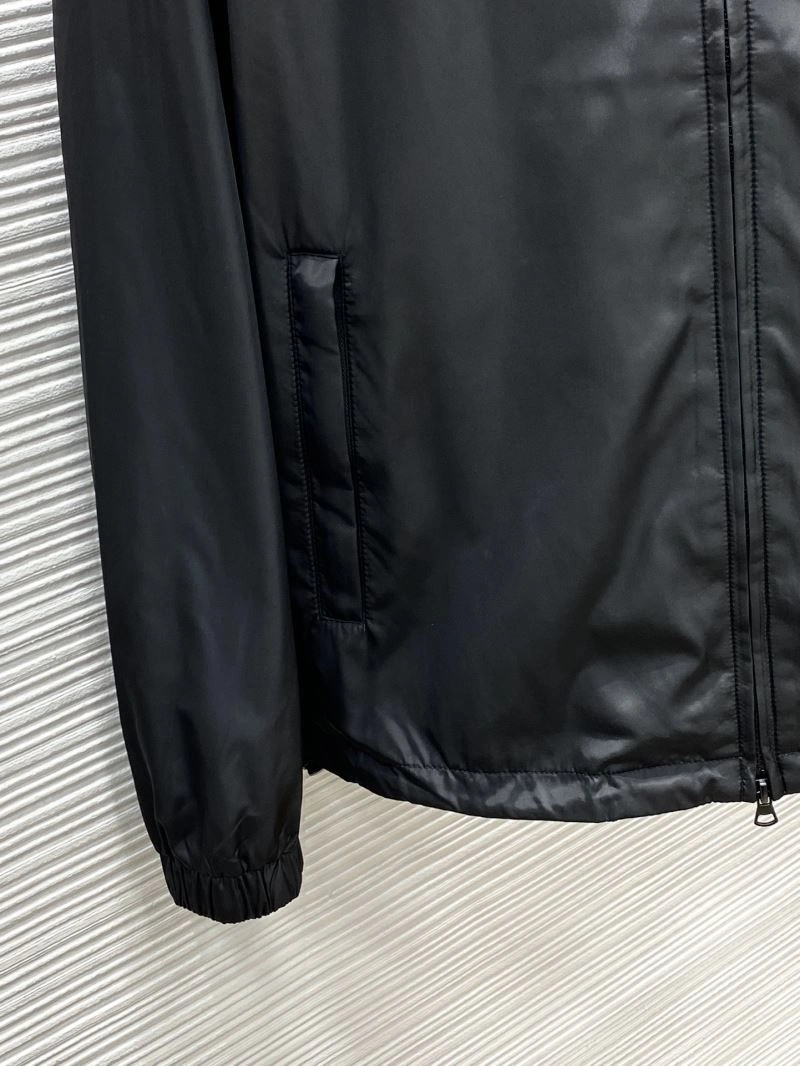 Trendy Burberry Outwear 102250