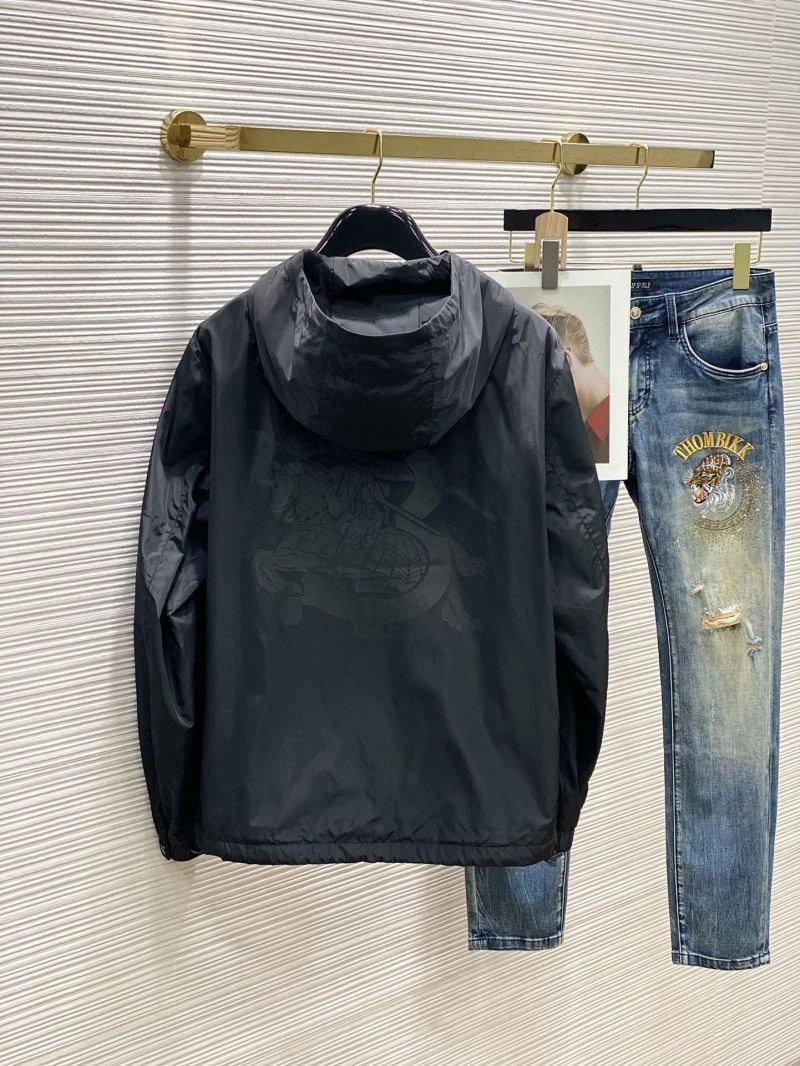 Trendy Burberry Outwear 102250
