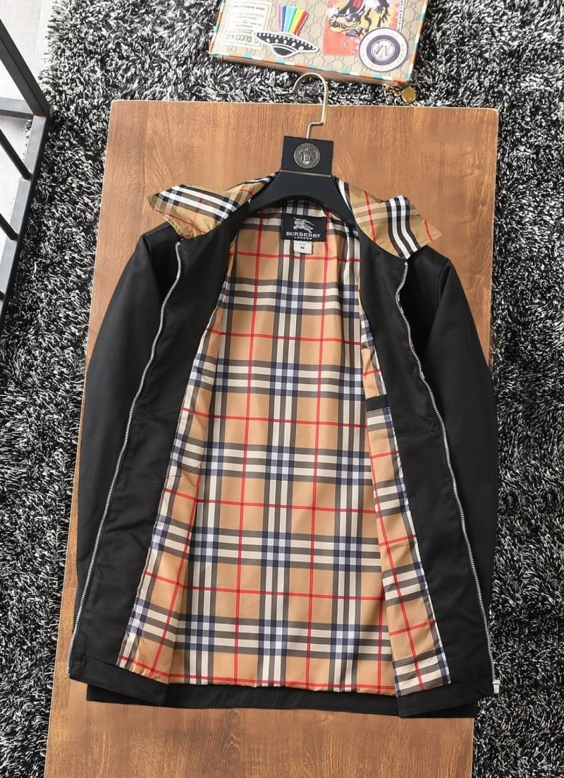 Durable Burberry Outwear 102231