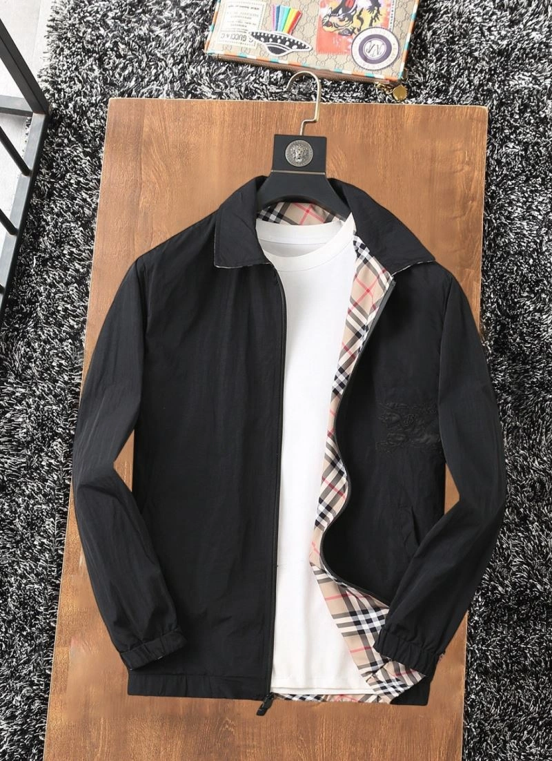Sleek Burberry Outwear 102229