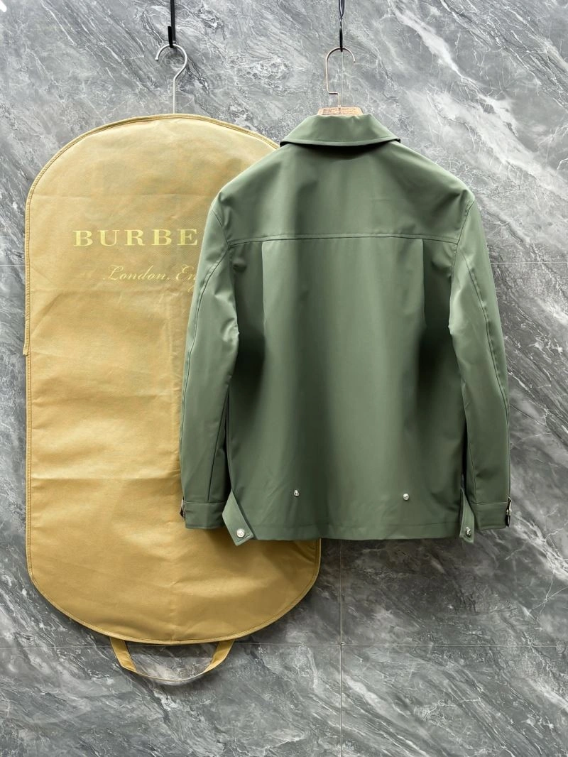 Minimalist Burberry Outwear 102268