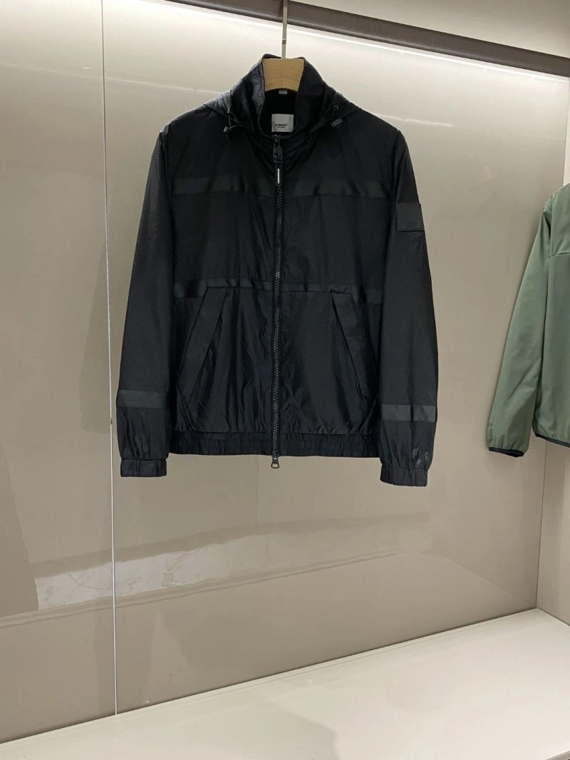 Burberry Outwear WellDesigned 102261