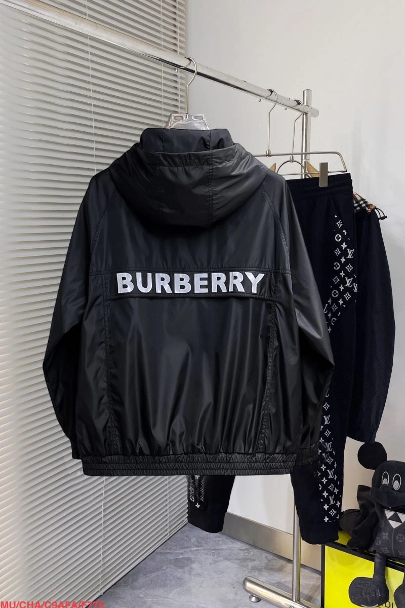 Burberry Outwear Original 102228