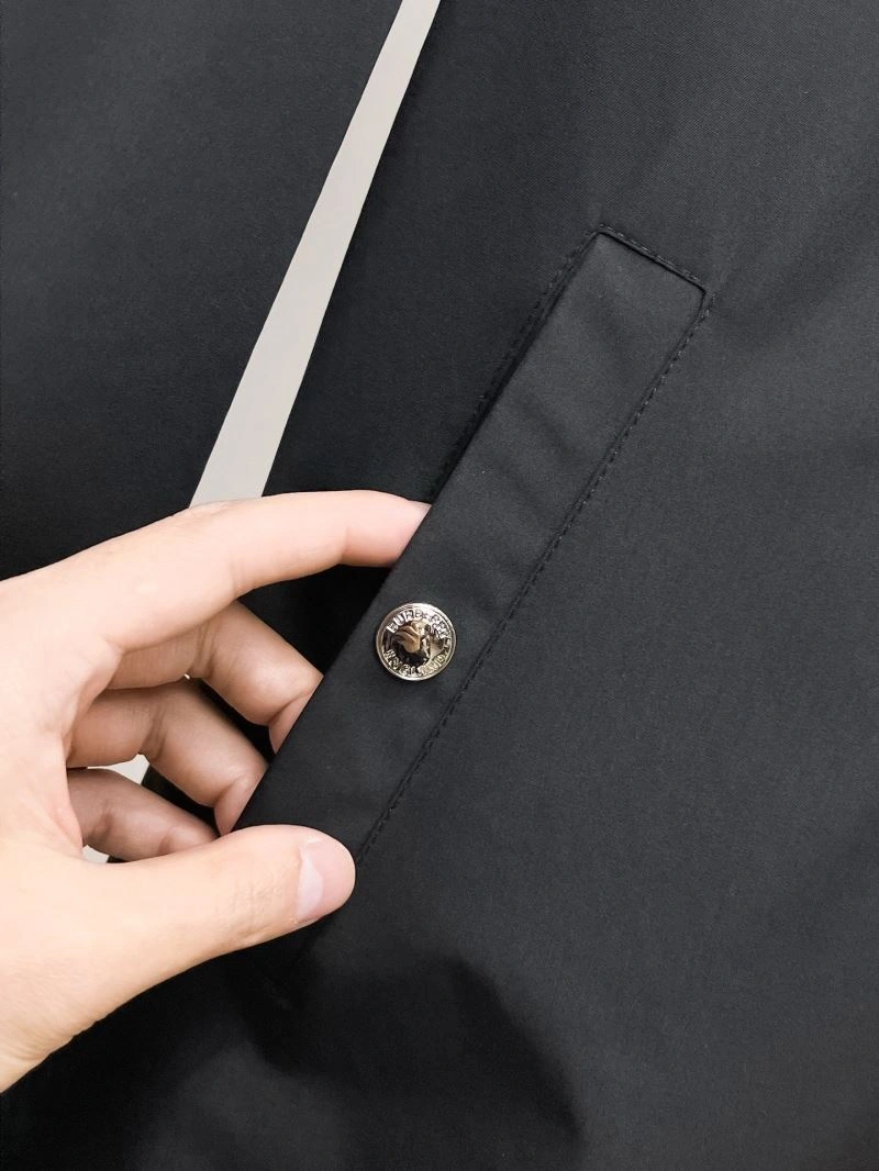 Burberry Outwear Unique 102224