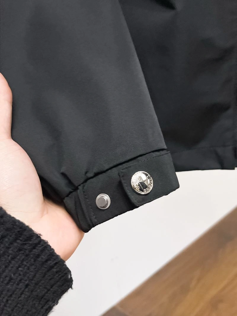 Burberry Outwear Unique 102224
