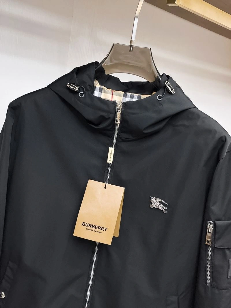 Burberry Outwear Unique 102224