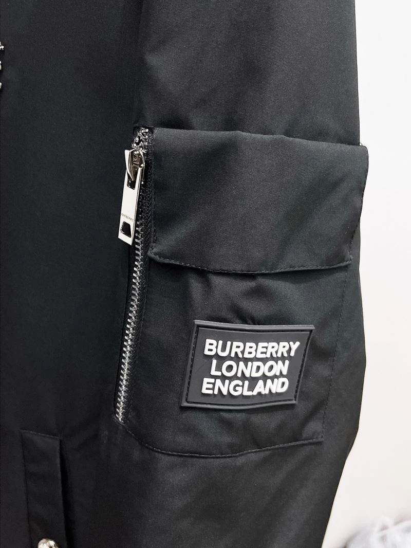 Burberry Outwear Unique 102224